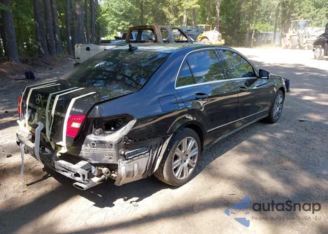 2012 Mercedes-Benz E 350 4Matic z USA, uszkodzony, nr VIN WDDHF8JB3CA654947